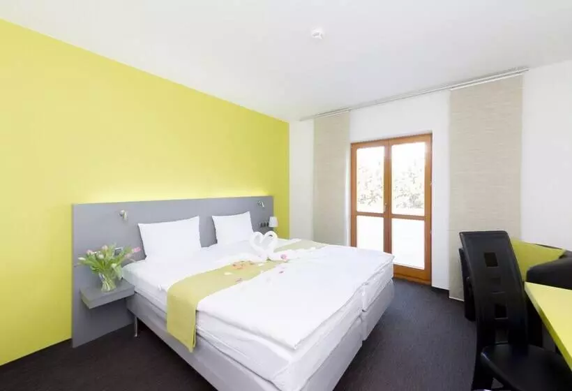 Fotos del hotel Herrmes:  12