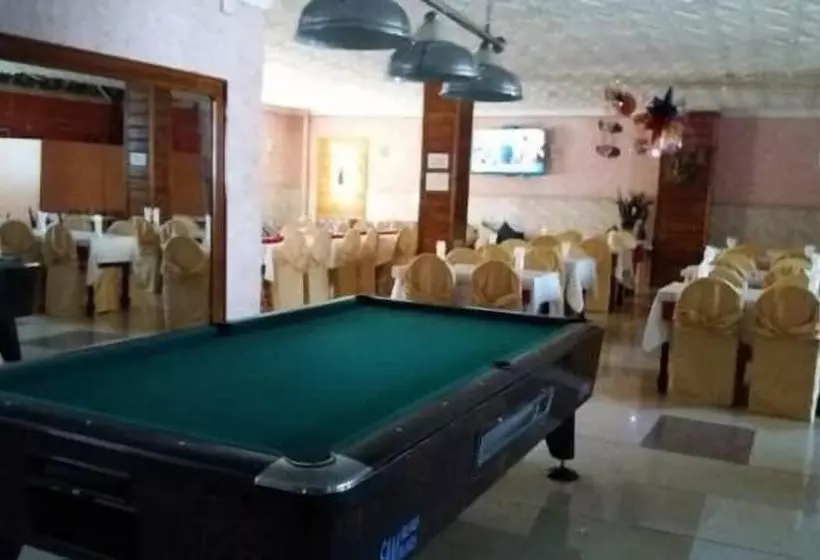 Fotos del hotel Privilege:  5