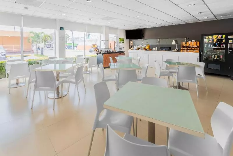 Fotos del hotel City Express Junior Veracruz Aeropuerto:  20