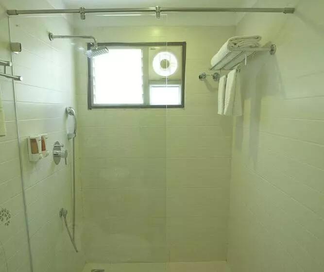 Fotos del hotel The Iris:  13