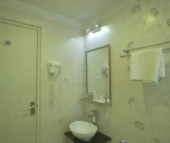 Fotos del hotel The Iris:  17