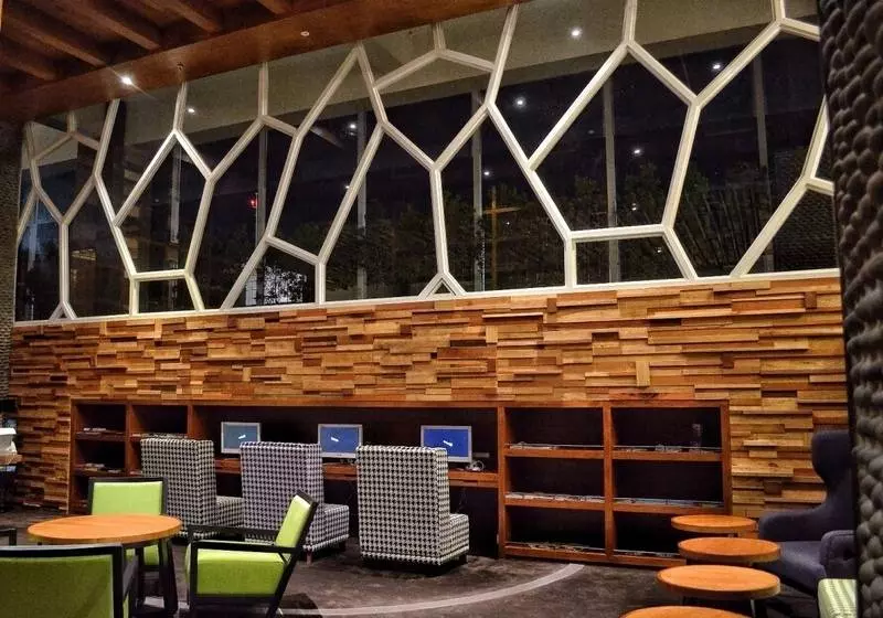 Fotos del hotel Ts Suites Seminyak:  8