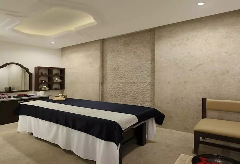 Fotos del hotel Holiday Inn Jaipur City Centre, An Ihg:  10