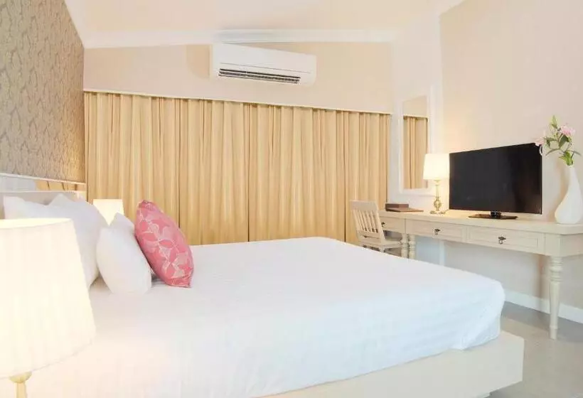 Fotos del hotel The Raya Surawong Bangkok:  7