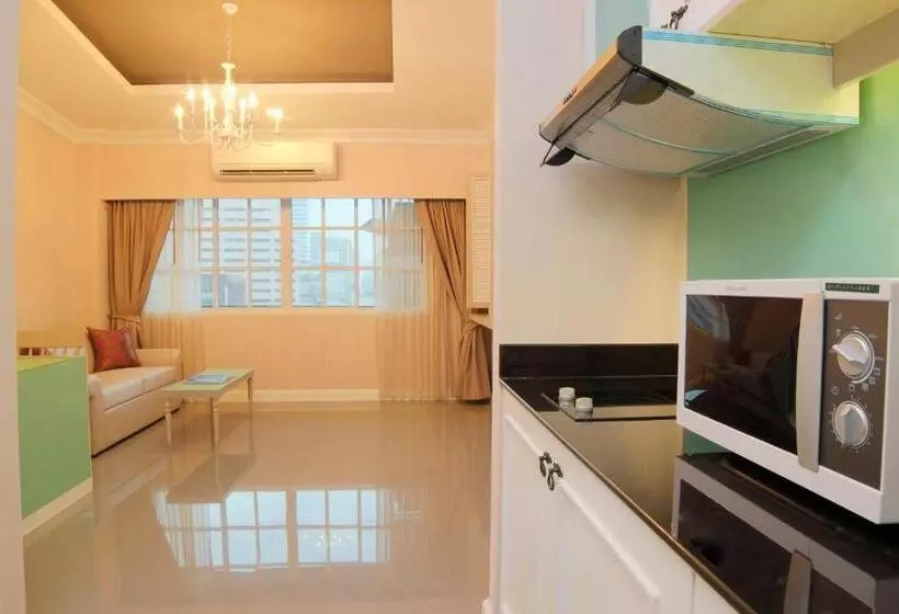 Fotos del hotel The Raya Surawong Bangkok:  5