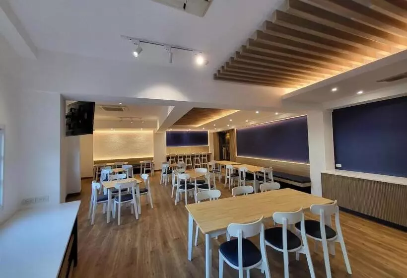 Fotos del hotel The Raya Surawong Bangkok:  8