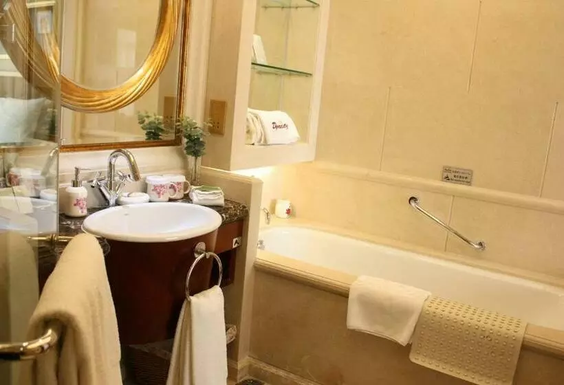 Fotos del hotel Dynasty International Hotel Dalian:  12