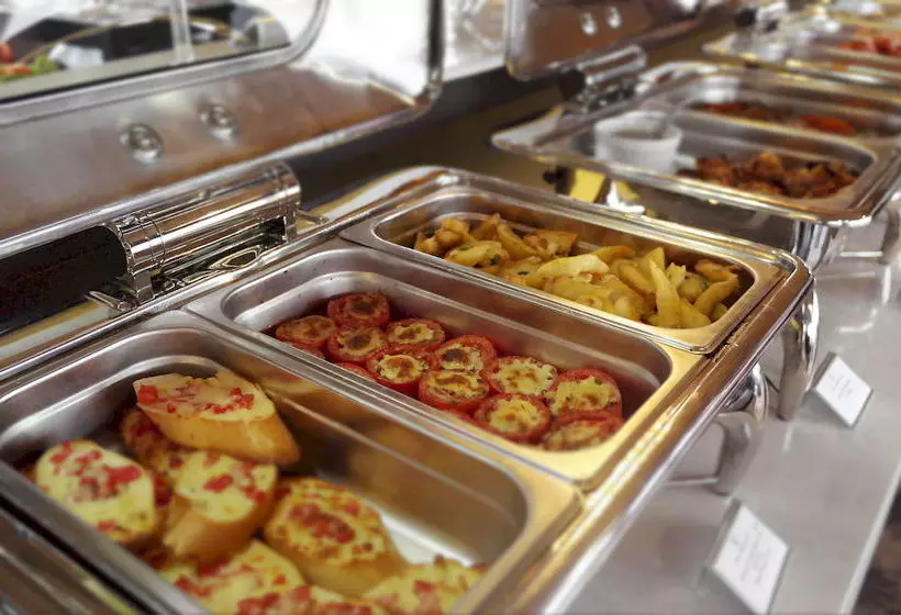 Fotos del hotel Boss Legend:  4