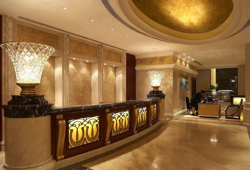 Fotos del hotel Dynasty International Hotel Dalian:  3
