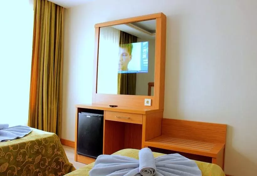 Fotos del hotel Buyuk Paris:  18