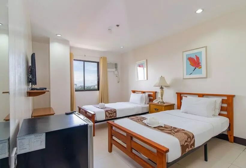 Fotos del hotel Main Hotel & Suites:  8