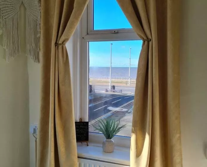 Fotos del hotel The Mercury, Blackpool  Over 21 S Only:  6