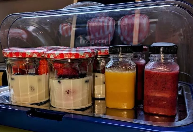 Fotos del hotel The Mercury, Blackpool  Over 21 S Only:  8