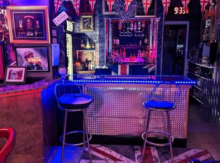 Fotos del hotel The Mercury, Blackpool  Over 21 S Only:  9