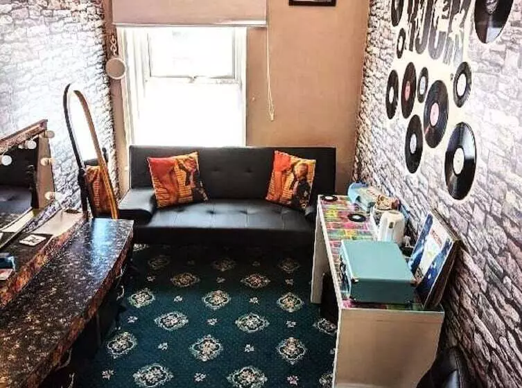 The Mercury, Blackpool  Over 21 S Only