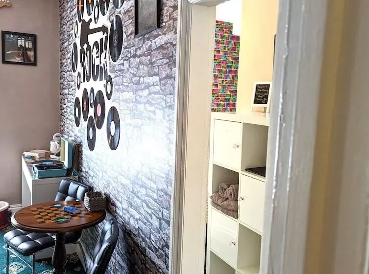 Fotos del hotel The Mercury, Blackpool  Over 21 S Only:  16