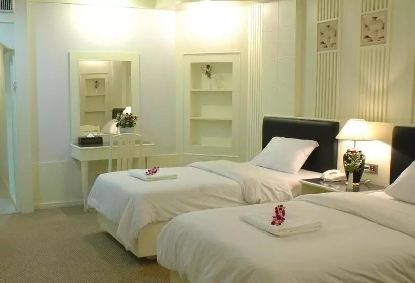 Fotos del hotel The Rich:  23