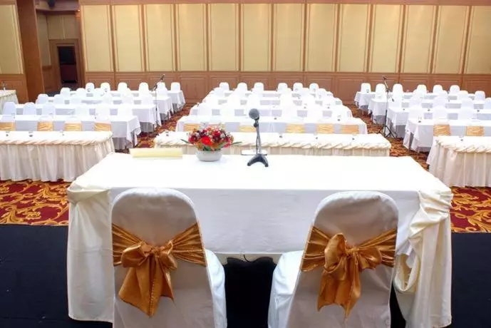 Fotos del hotel The Rich:  11