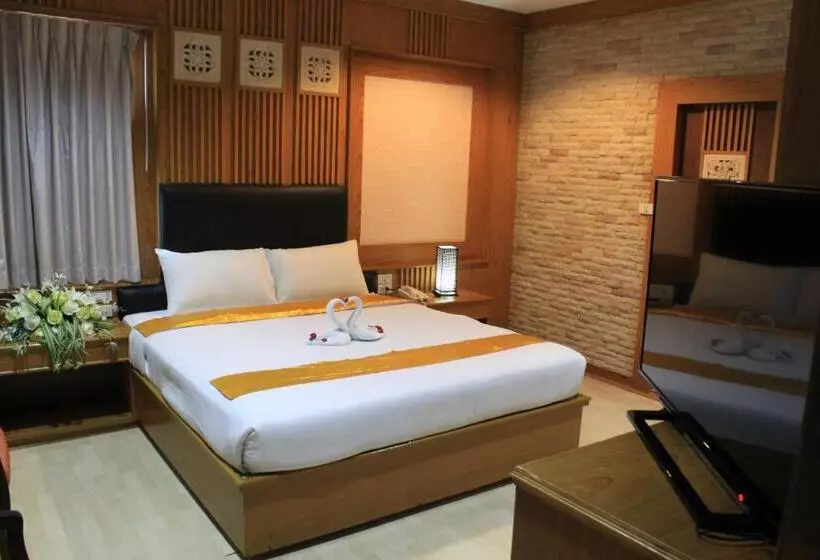 Fotos del hotel The Rich:  17