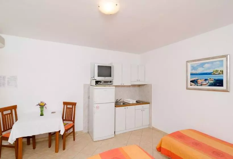 Fotos del hotel Kusalo Apartments:  21