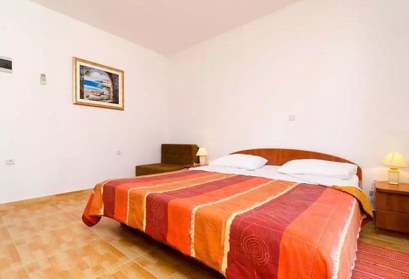 Fotos del hotel Kusalo Apartments:  13