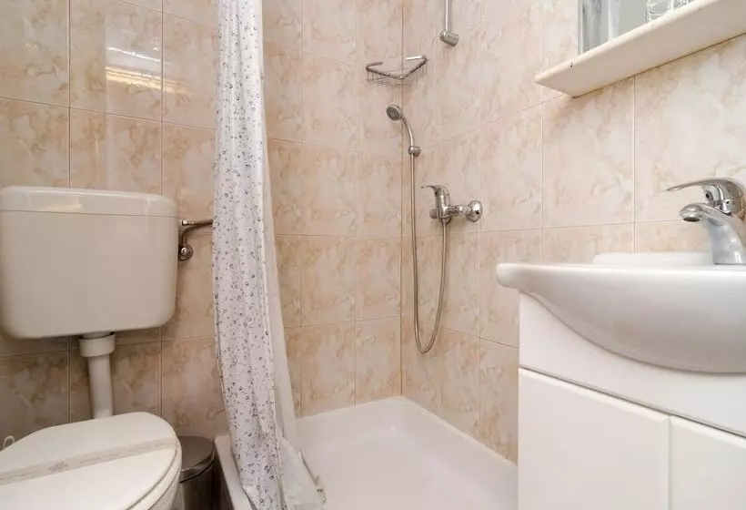 Fotos del hotel Kusalo Apartments:  8