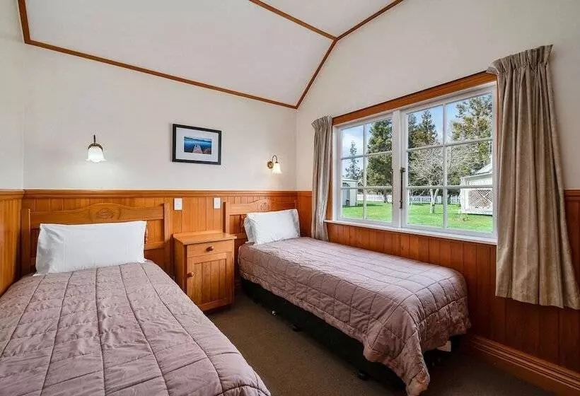 Quality Suites Huka Falls