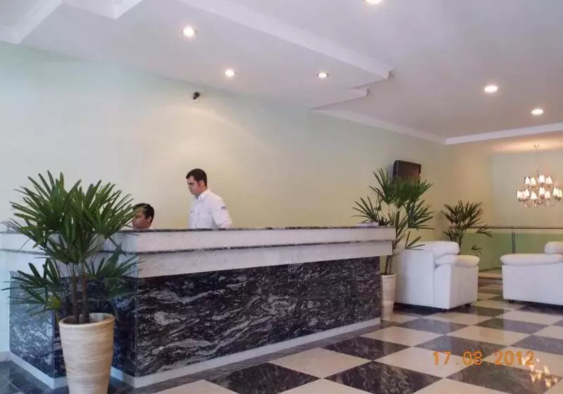 Fotos del hotel Residencial Pantanal Santa Cruz:  2