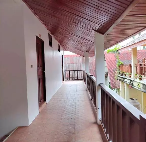 Fotos del hotel D.r. Lanta Bay Resort:  4