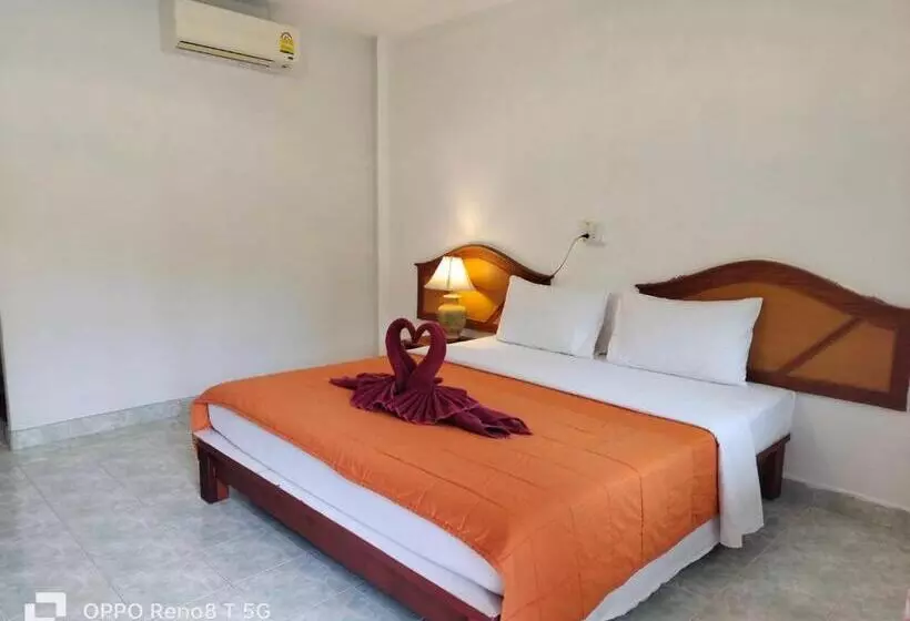 Fotos del hotel D.r. Lanta Bay Resort:  20