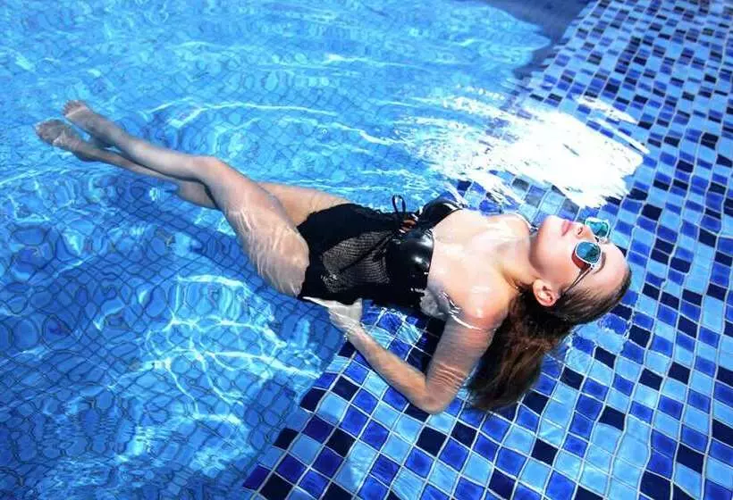 Hilton Dead Sea Resort & Spa