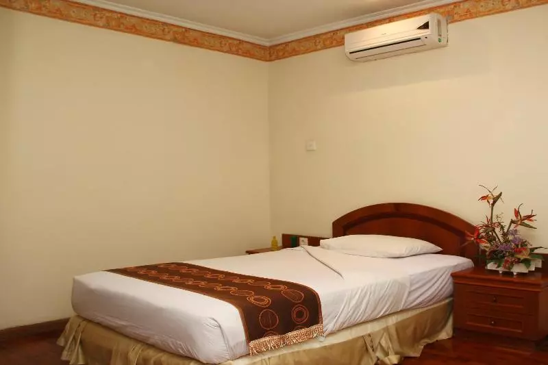 Fotos del hotel Puri Darmo Serviced Residences:  11