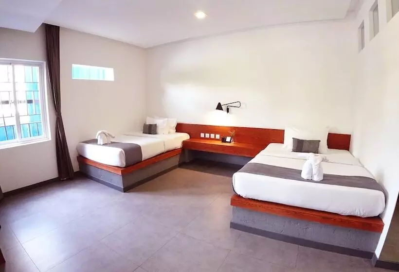 Fotos del hotel Records:  4