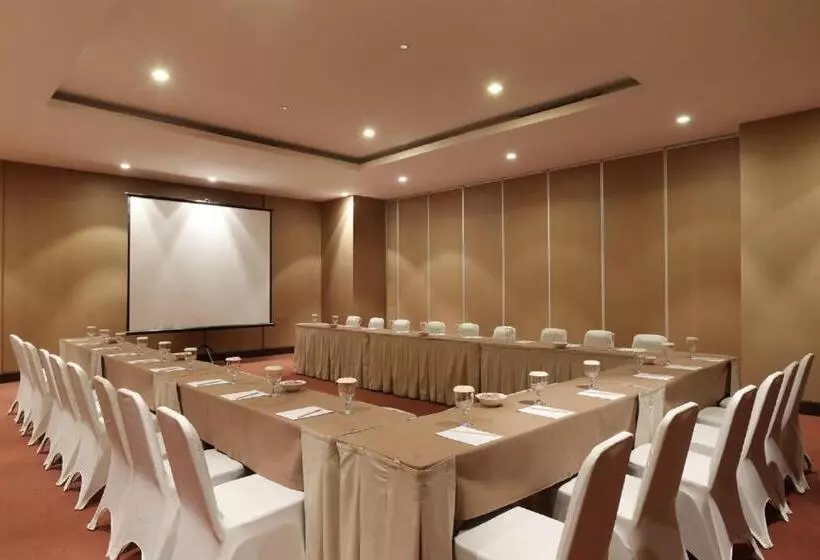 Fotos del hotel Santika Premiere Bintaro:  6