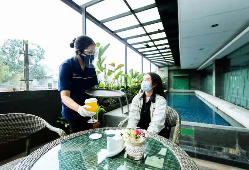 Fotos del hotel Serela Waringin By Kagum S:  12