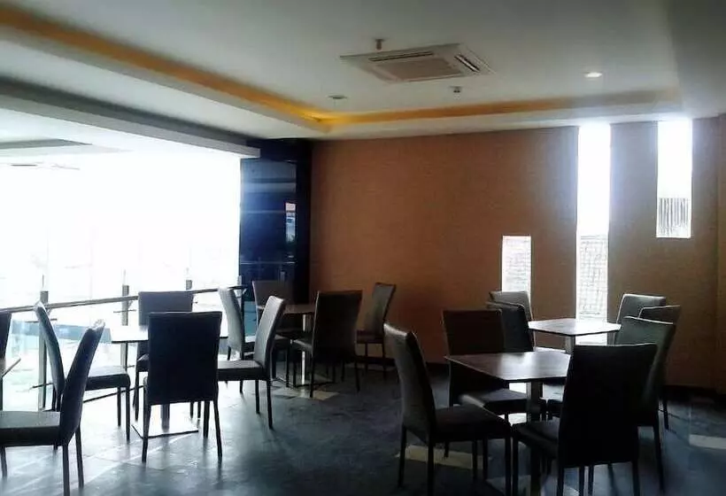 Fotos del hotel Serela Waringin By Kagum S:  9