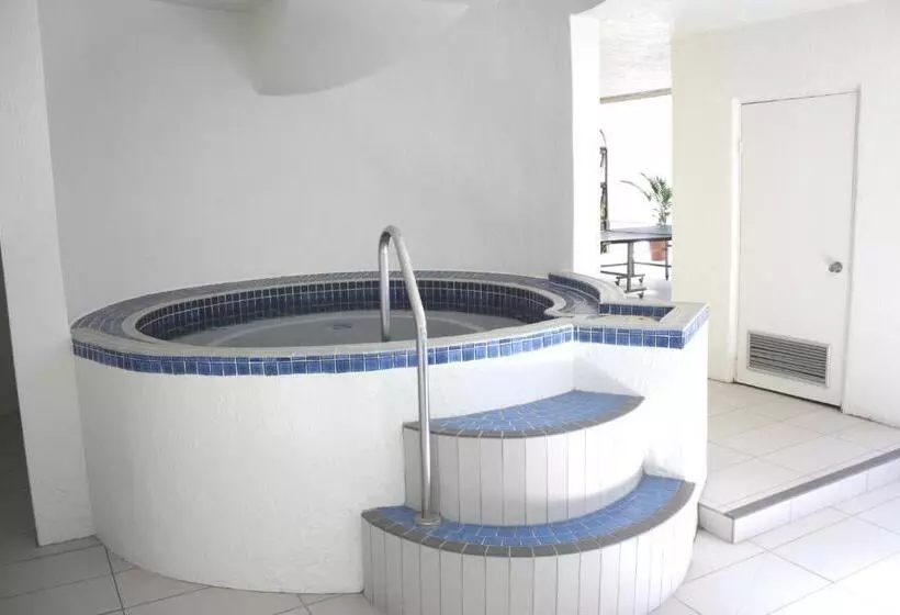 Fotos del hotel Copacabana Apartments:  4