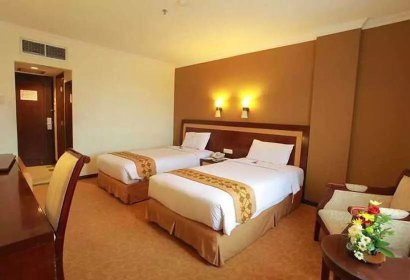 Fotos del hotel Phi Semesta:  8