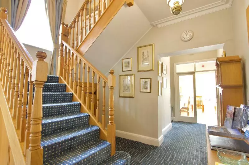 Fotos del hotel Chestnuts House:  11