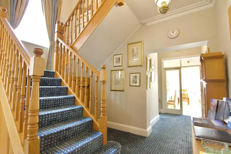 Fotos del hotel Chestnuts House:  15