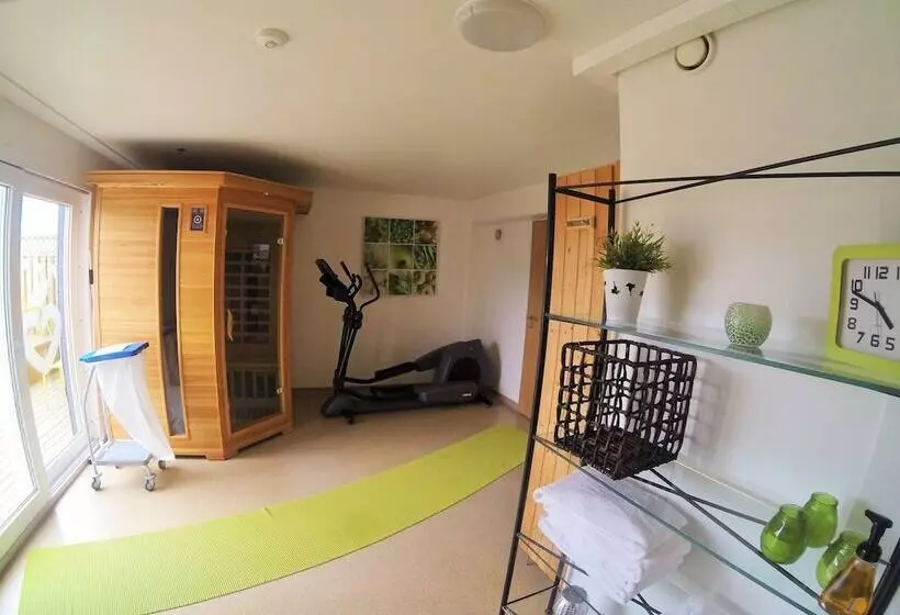 Fotos del hotel Eldey Airport:  10