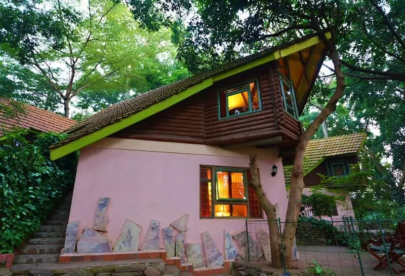 Fotos del hotel Forest Cottages:  21