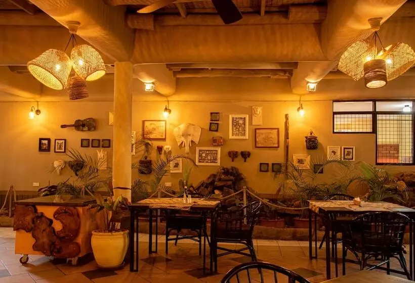 Fotos del hotel Forest Cottages:  17