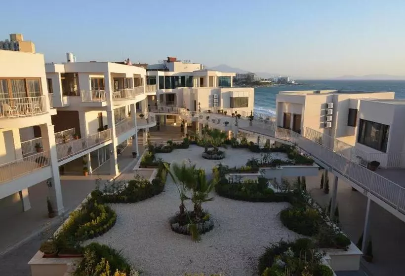 Fotos del hotel Ladies Beach Residence Family Suites:  19