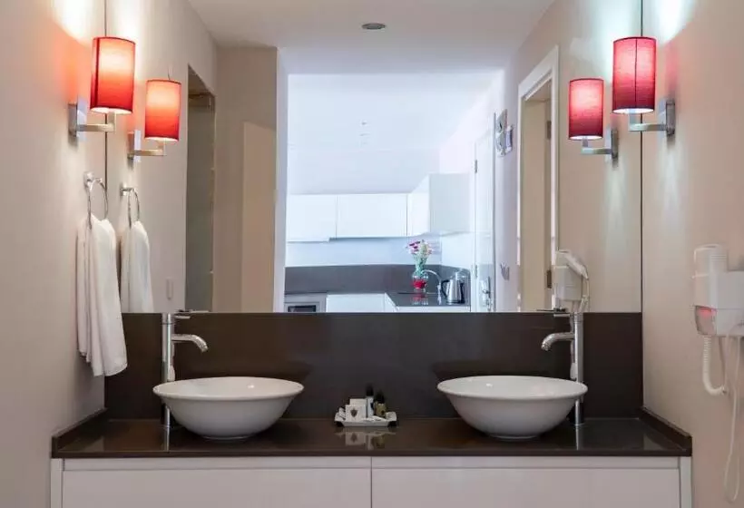 Fotos del hotel Ladies Beach Residence Family Suites:  5