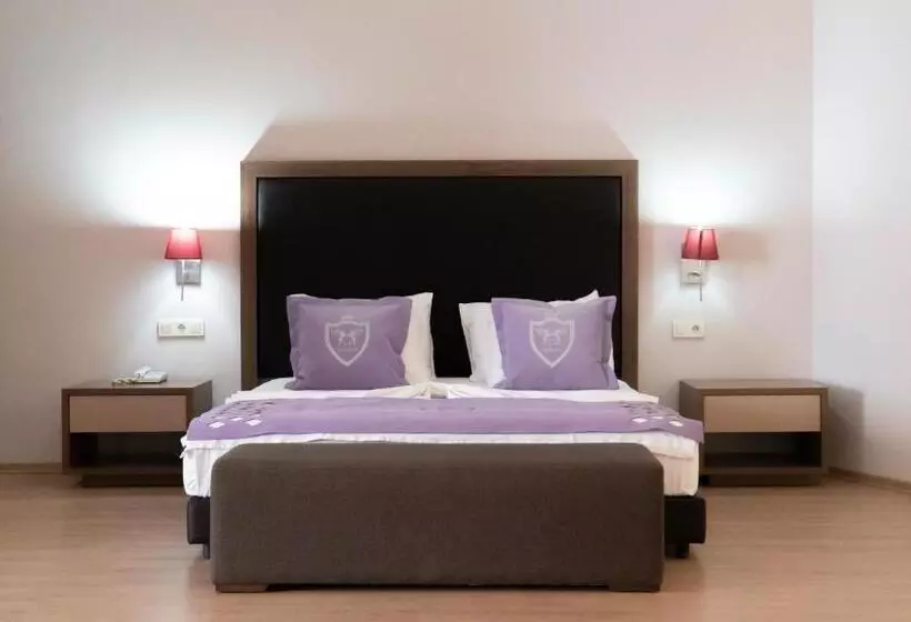 Ladies Beach Residence Family Suites