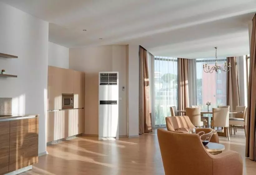 Fotos del hotel Ladies Beach Residence Family Suites:  25