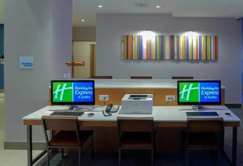 Fotos del hotel Holiday Inn Express & Suites Miami Airport East, An Ihg:  5