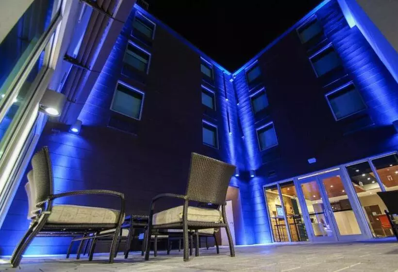 Fotos del hotel Holiday Inn Express & Suites Miami Airport East, An Ihg:  7