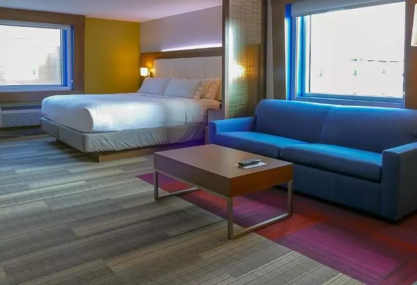 Holiday Inn Express & Suites Miami Airport East, An Ihg